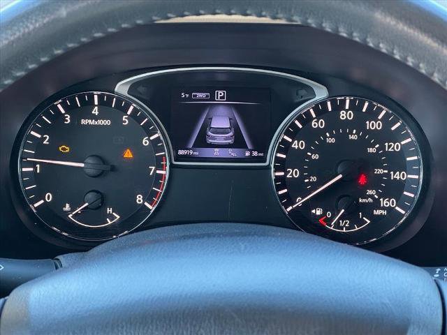 Used 2018 Nissan Pathfinder SL image 14