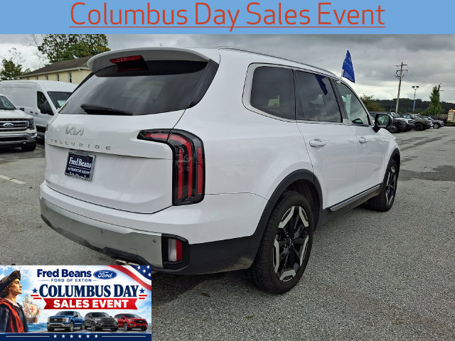 Used 2024 Kia Telluride EX w/ EX Captain's Chair Package FWD image 10