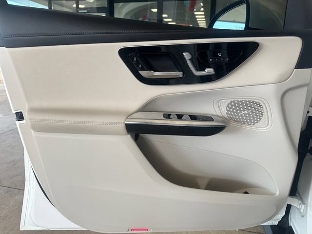 Used 2023 Mercedes-Benz GLC 300 4MATIC image 22