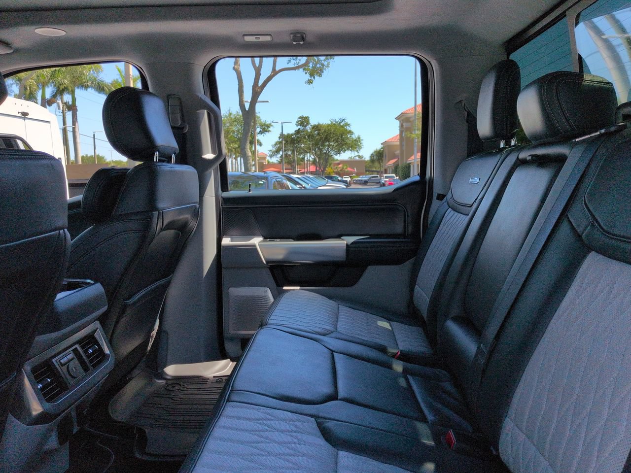 Certified 2024 Ford F250 Limited w/ FX4 Off-Road Package AWD/4WD image 14