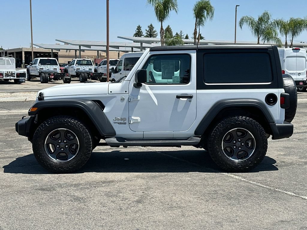 Used 2020 Jeep Wrangler Sport AWD/4WD image 6