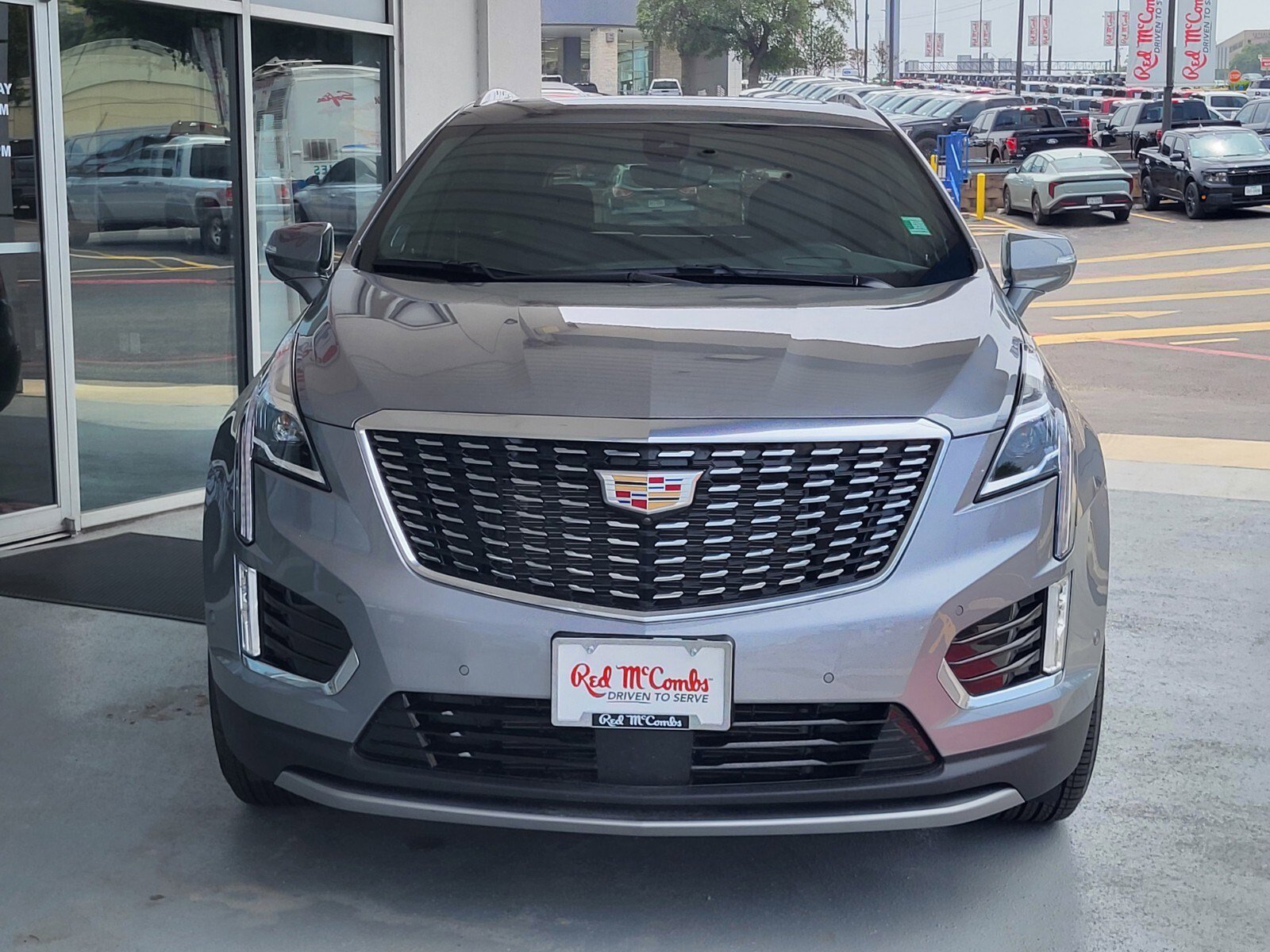 Used 2025 Cadillac XT5 Premium Luxury w/ Technology Package FWD image 8