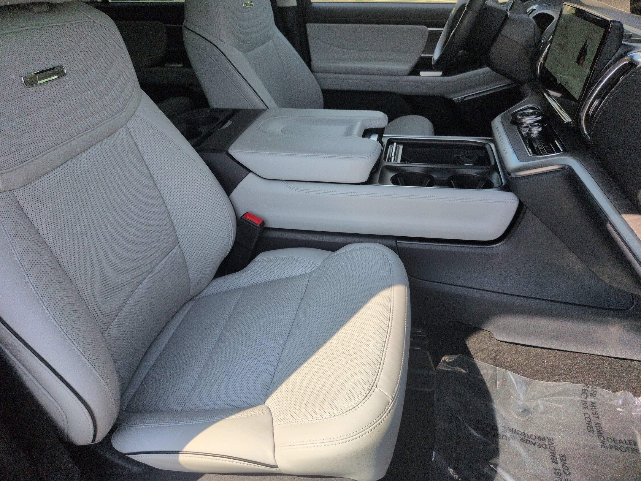 Certified 2025 Ford Expedition Platinum w/ Platinum Ultimate Package AWD/4WD image 37