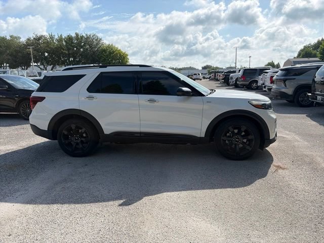 Certified 2023 Ford Explorer ST-Line w/ Class IV Trailer Tow Package RWD image 4
