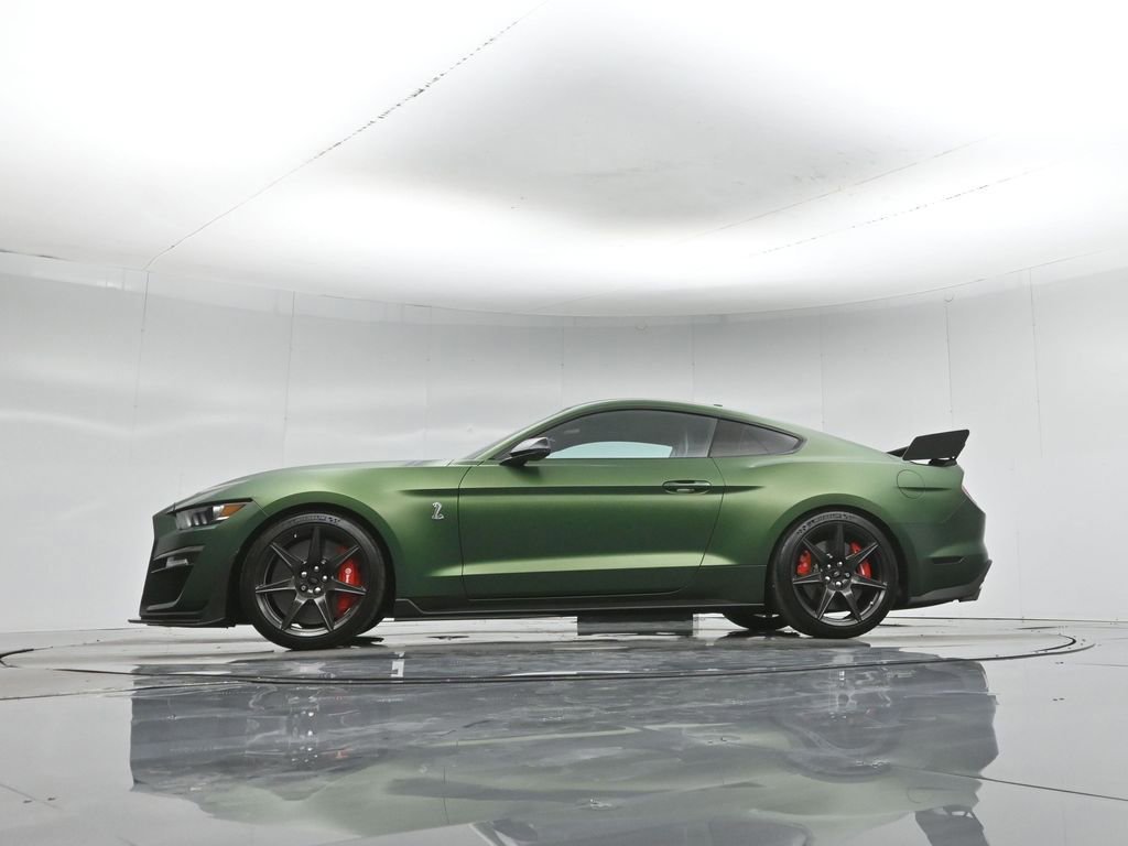 Certified 2022 Ford Mustang Shelby GT500 w/ Carbon Fiber Track Pack image 26