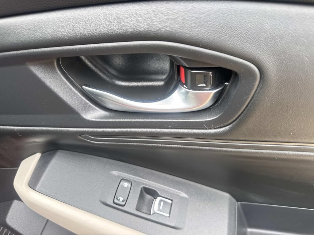 Used 2023 Honda Accord EX image 17