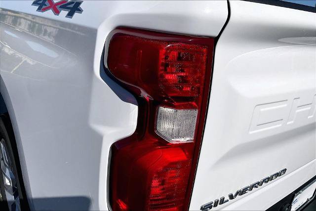 Used 2023 Chevrolet Silverado 1500 Custom AWD/4WD image 28