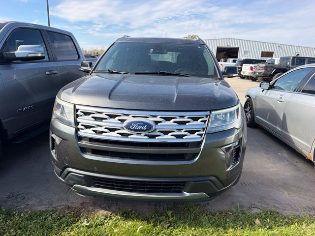 Certified 2018 Ford Explorer XLT w/ Equipment Group 202A AWD/4WD image 2