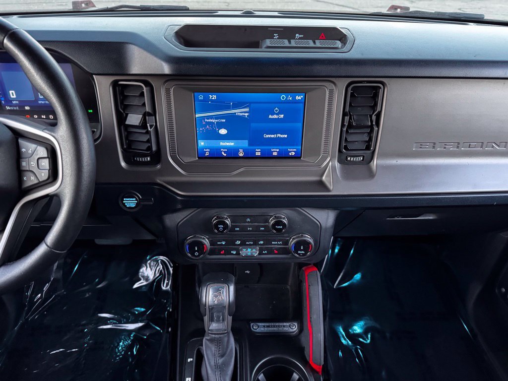 Certified 2022 Ford Bronco Outer Banks AWD/4WD image 2