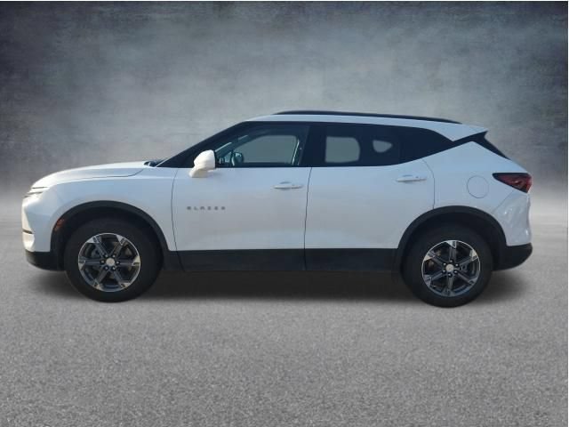 Used 2024 Chevrolet Blazer LT w/ Convenience Package FWD image 6