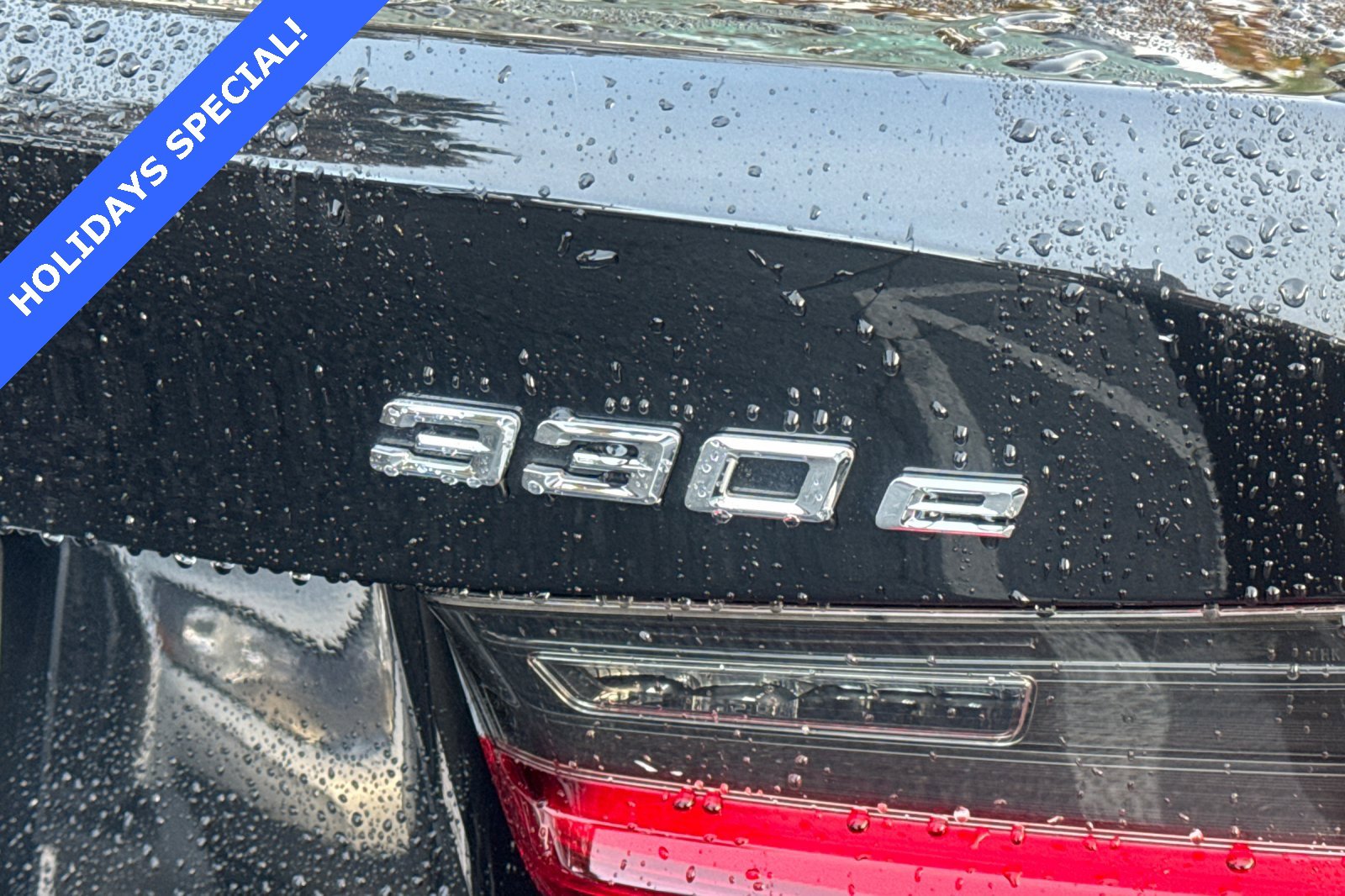 Used 2022 BMW 330e w/ Premium Package image 27