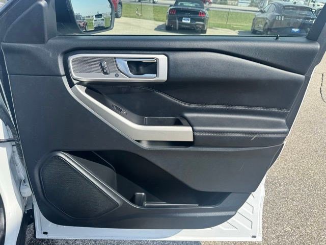 Certified 2020 Ford Explorer Limited w/ Class III Trailer Tow Package image 36