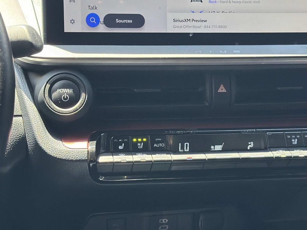 Used 2024 Toyota Prius Prime Premium FWD image 15