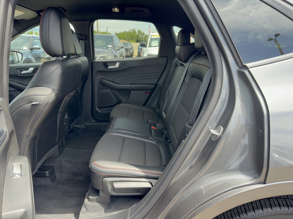 Certified 2023 Ford Escape ST-Line Elite image 12