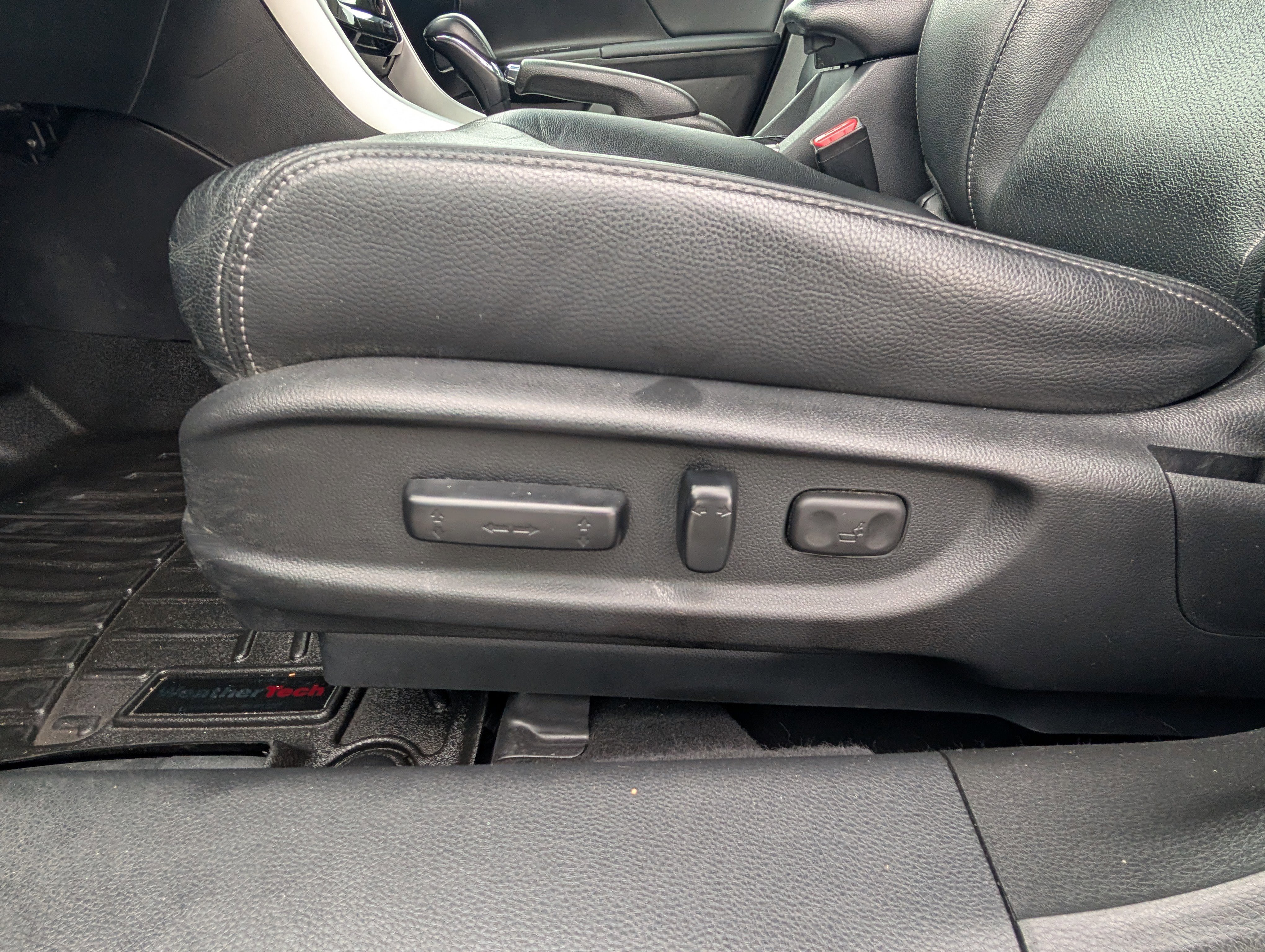 Used 2017 Honda Accord EX-L image 18