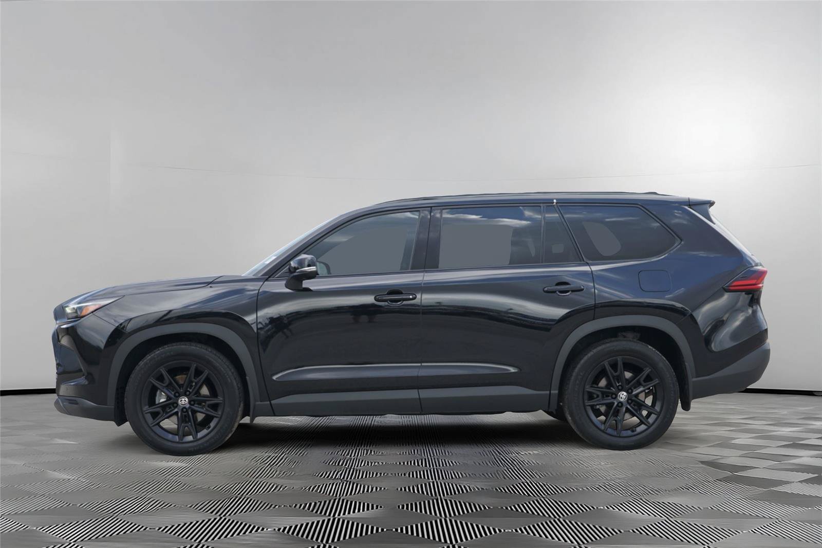 Used 2025 Toyota Grand Highlander AWD Hybrid image 7