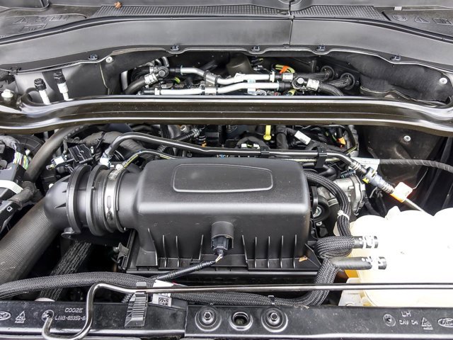 Certified 2023 Ford Explorer ST-Line AWD/4WD image 33