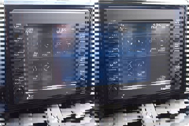 Used 2022 Toyota RAV4 XLE image 28