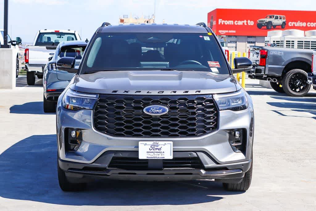 Certified 2025 Ford Explorer ST-Line RWD image 2