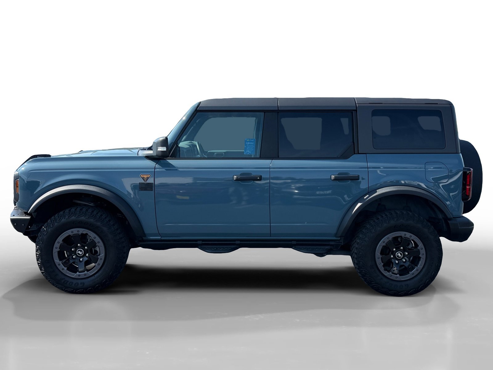 Certified 2021 Ford Bronco Badlands AWD/4WD image 2
