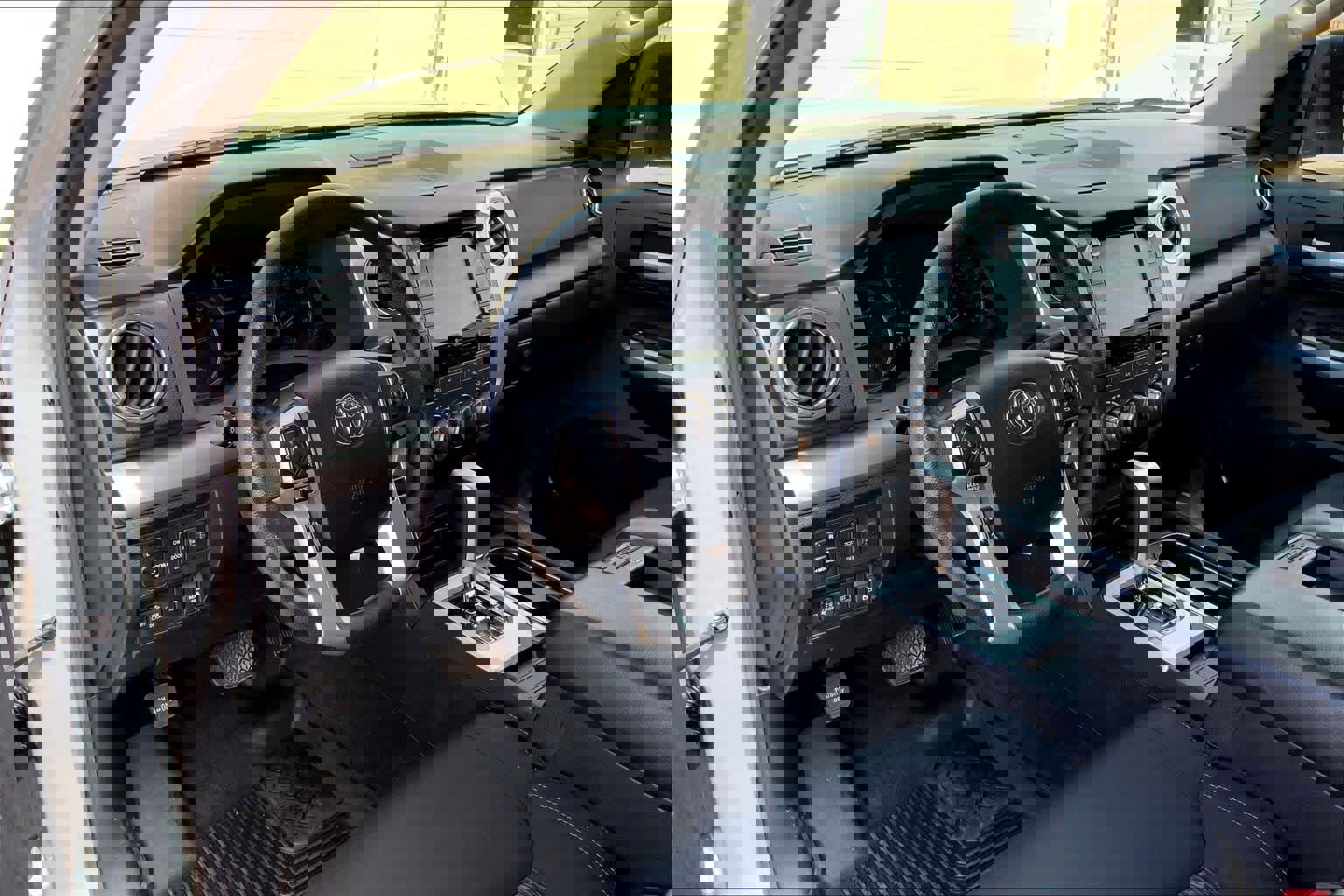 Used 2021 Toyota Tundra SR5 w/ Trail Edition image 18