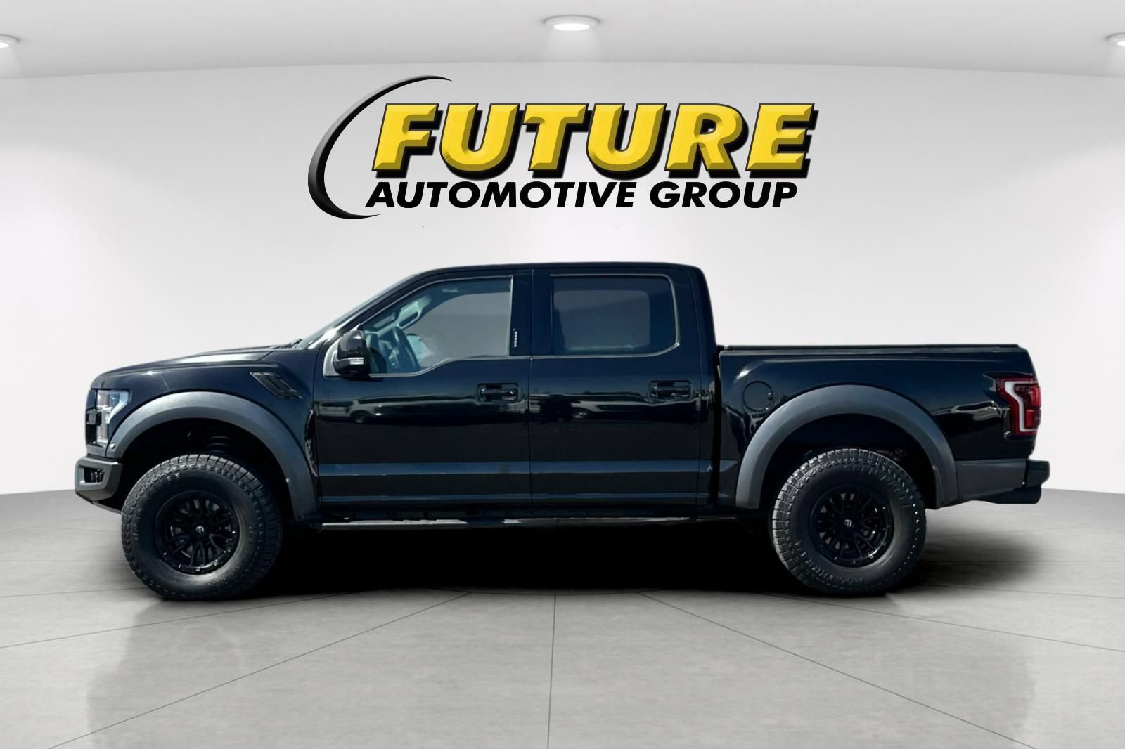 Certified 2019 Ford F150 Raptor w/ Equipment Group 802A Luxury AWD/4WD image 6