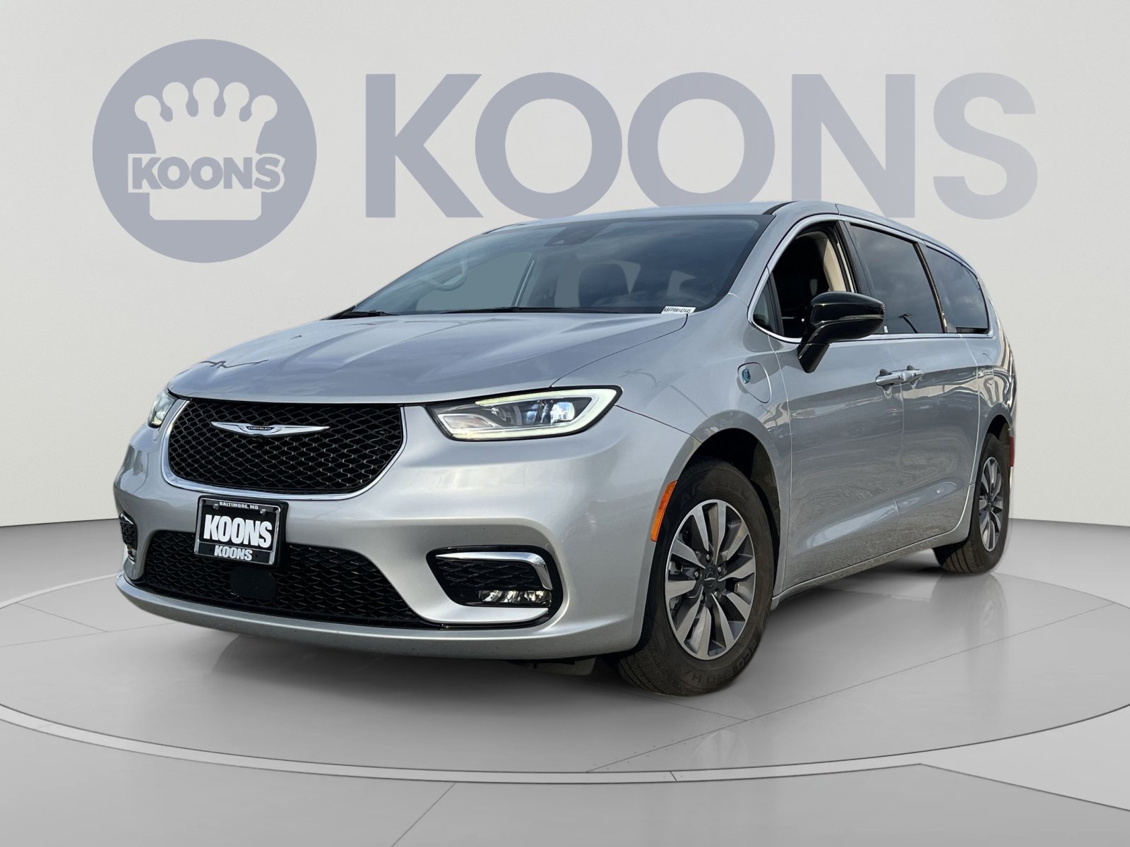 Used 2024 Chrysler Pacifica Limited