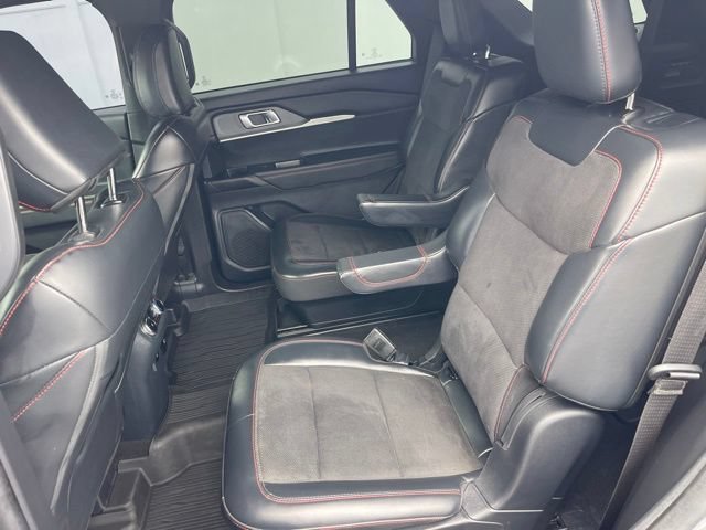 Certified 2025 Ford Explorer ST RWD image 18