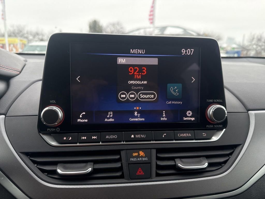 Used 2024 Nissan Altima 2.5 SR image 24