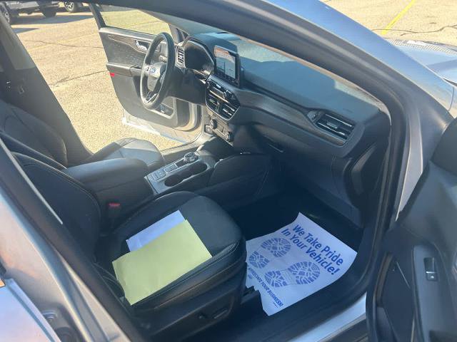 Certified 2020 Ford Escape Titanium FWD image 15
