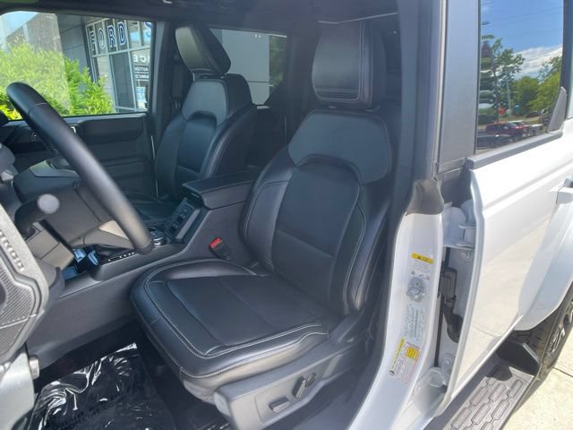 Certified 2025 Ford Bronco Outer Banks AWD/4WD image 16