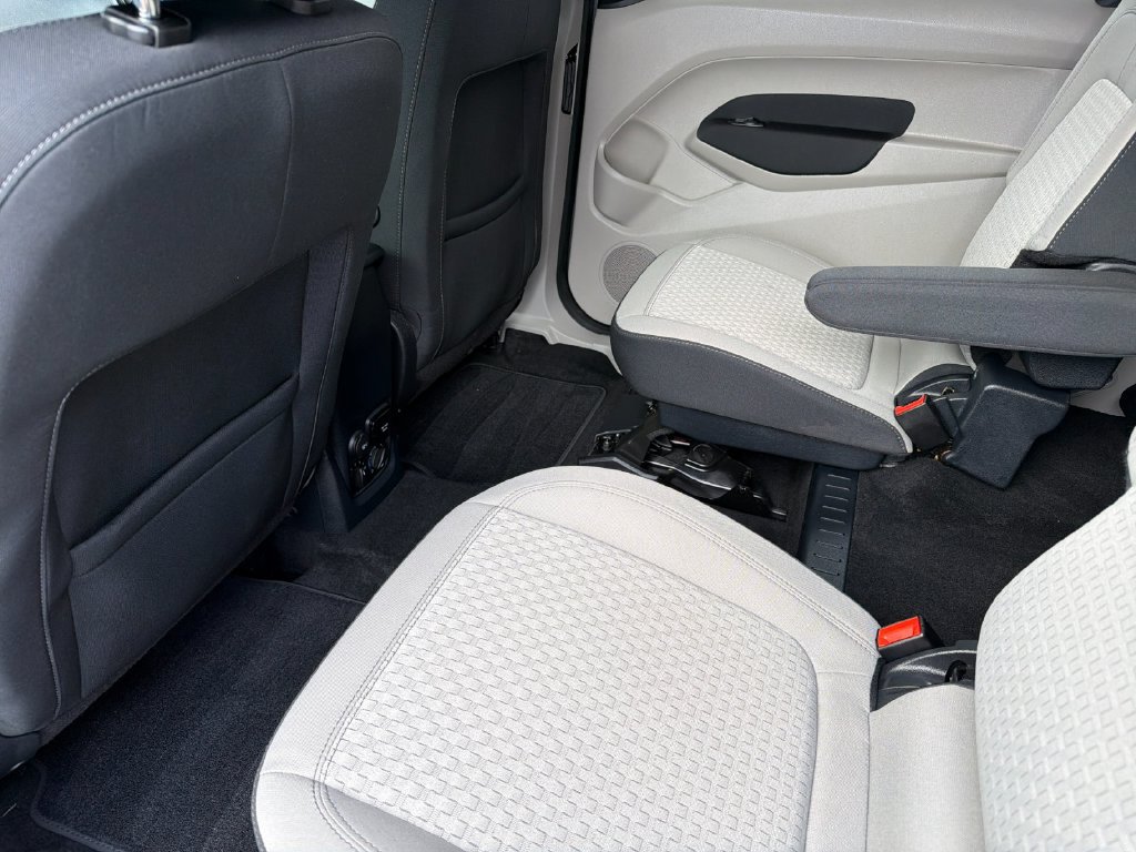 Certified 2023 Ford Transit Connect XLT FWD image 11