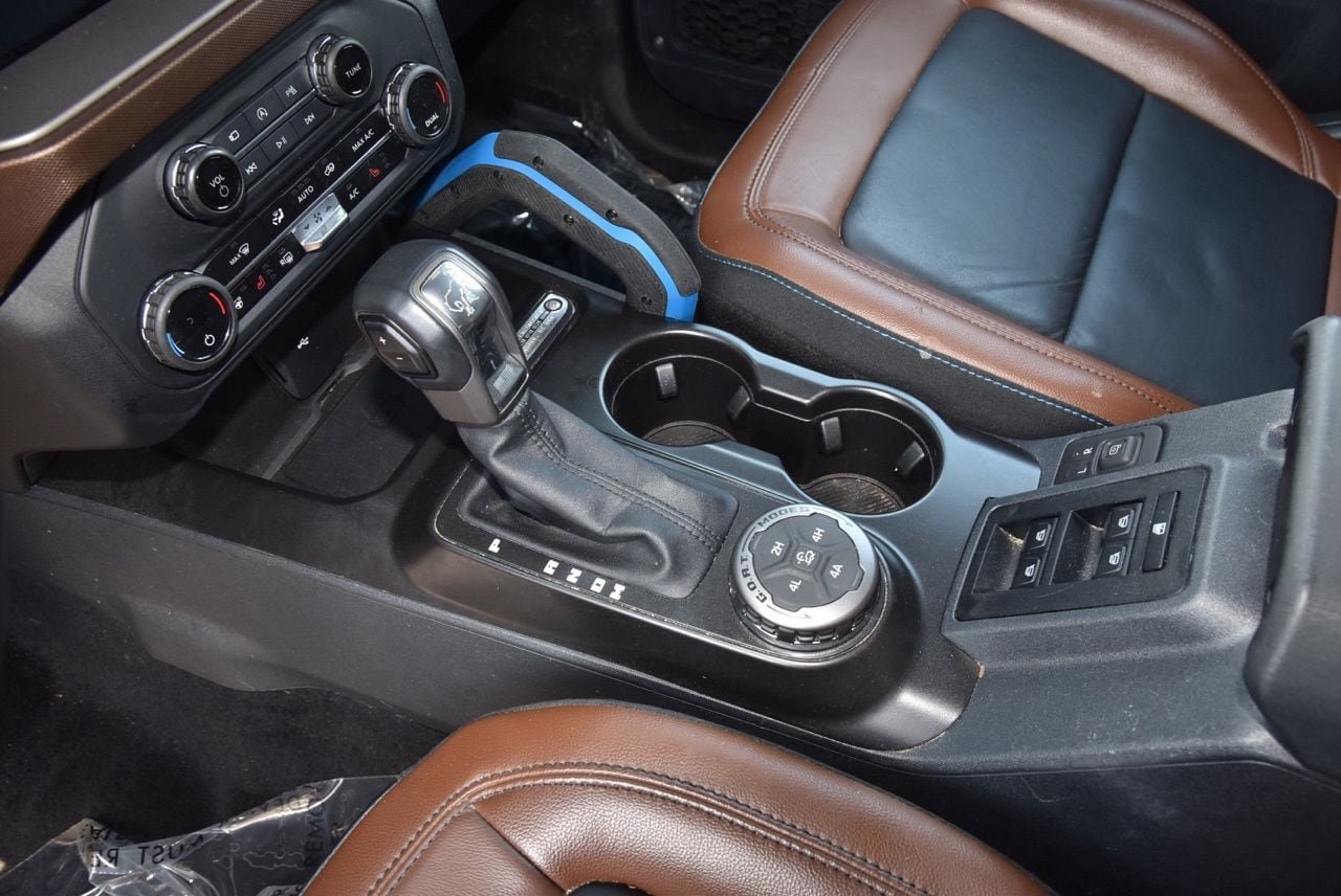 Certified 2023 Ford Bronco Outer Banks w/ Sasquatch Package AWD/4WD image 10