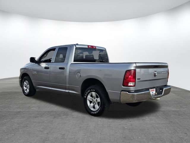 Used 2024 RAM 1500 Classic SLT image 2
