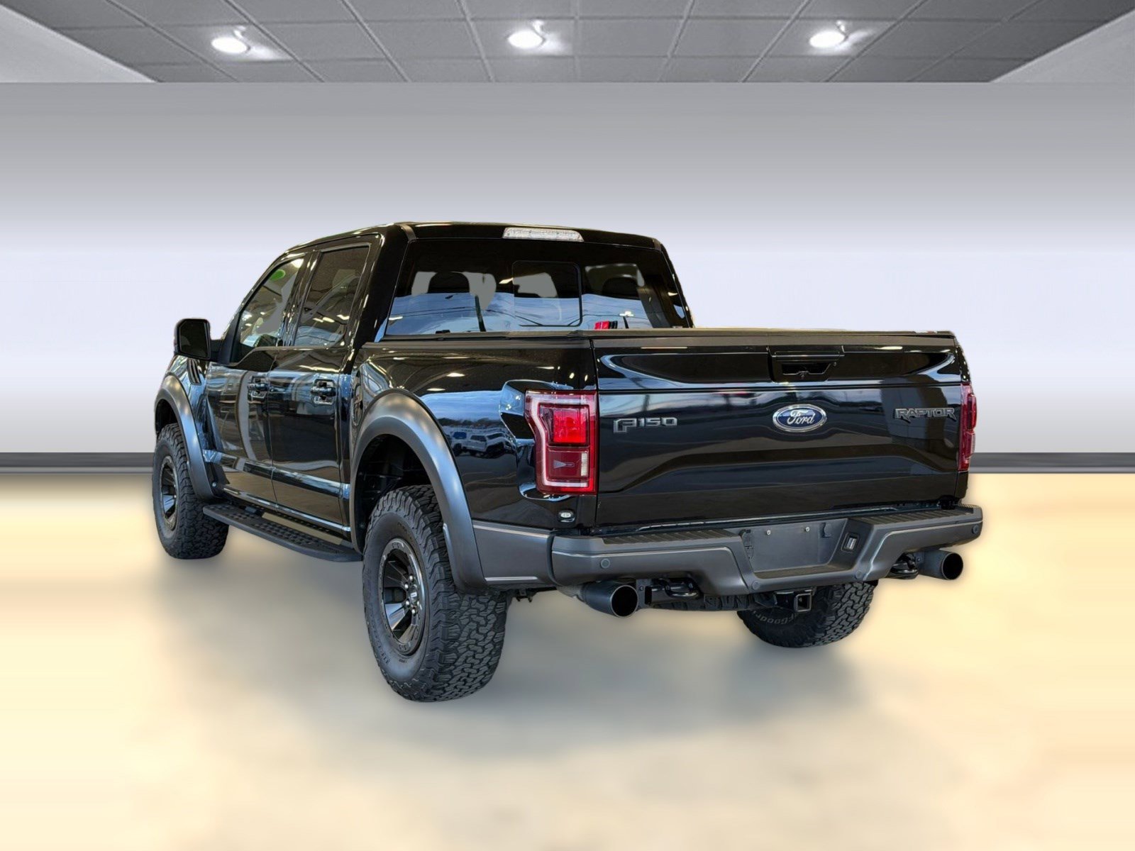 Certified 2017 Ford F150 Raptor w/ Equipment Group 802A Luxury image 3