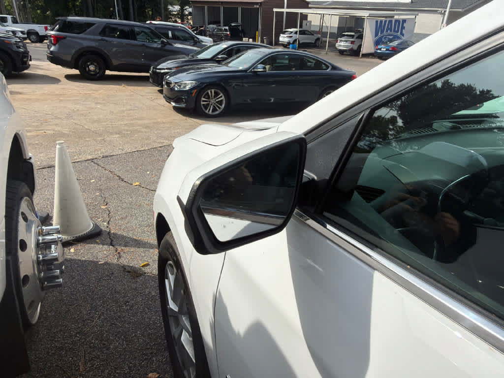 Used 2024 Chevrolet Equinox LT FWD image 5
