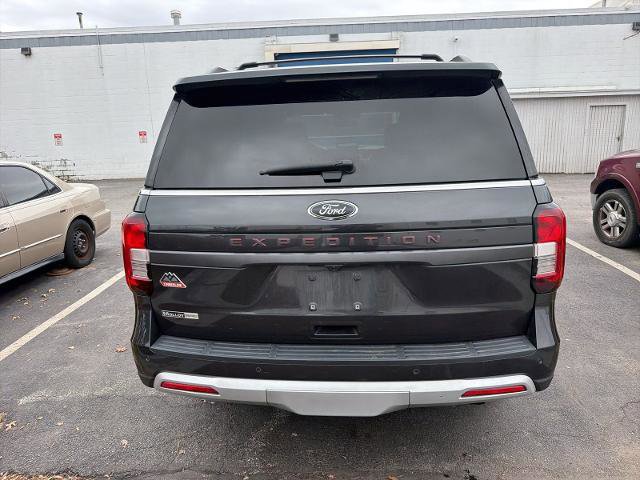 Certified 2023 Ford Expedition Timberline image 3