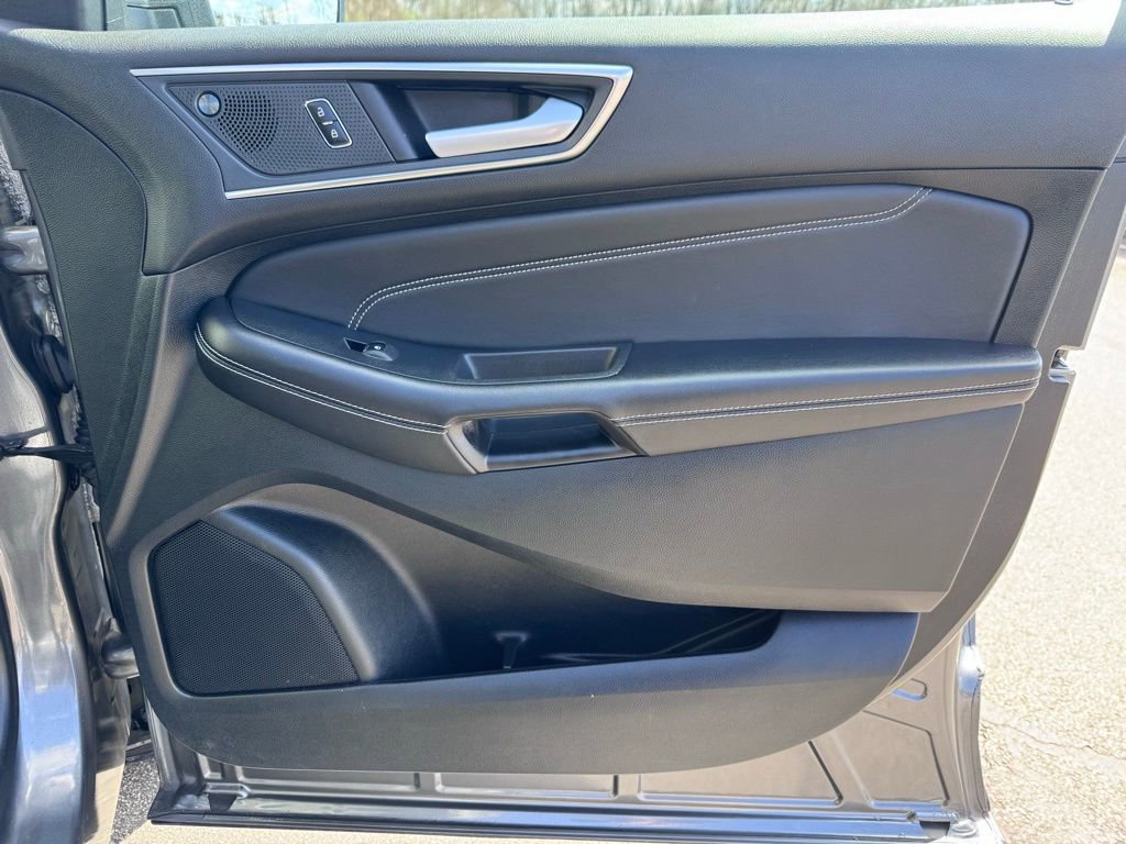 Certified 2023 Ford Edge Titanium AWD/4WD image 25