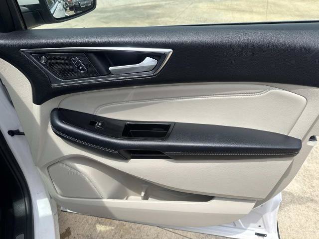 Certified 2019 Ford Edge Titanium w/ Equipment Group 301A FWD image 15