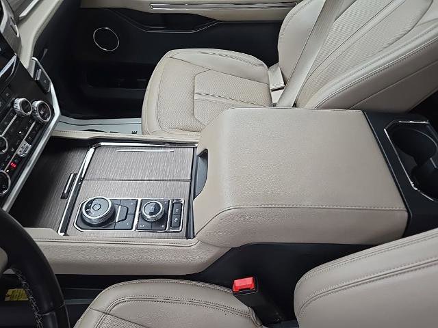 Certified 2024 Ford Expedition Limited AWD/4WD image 29