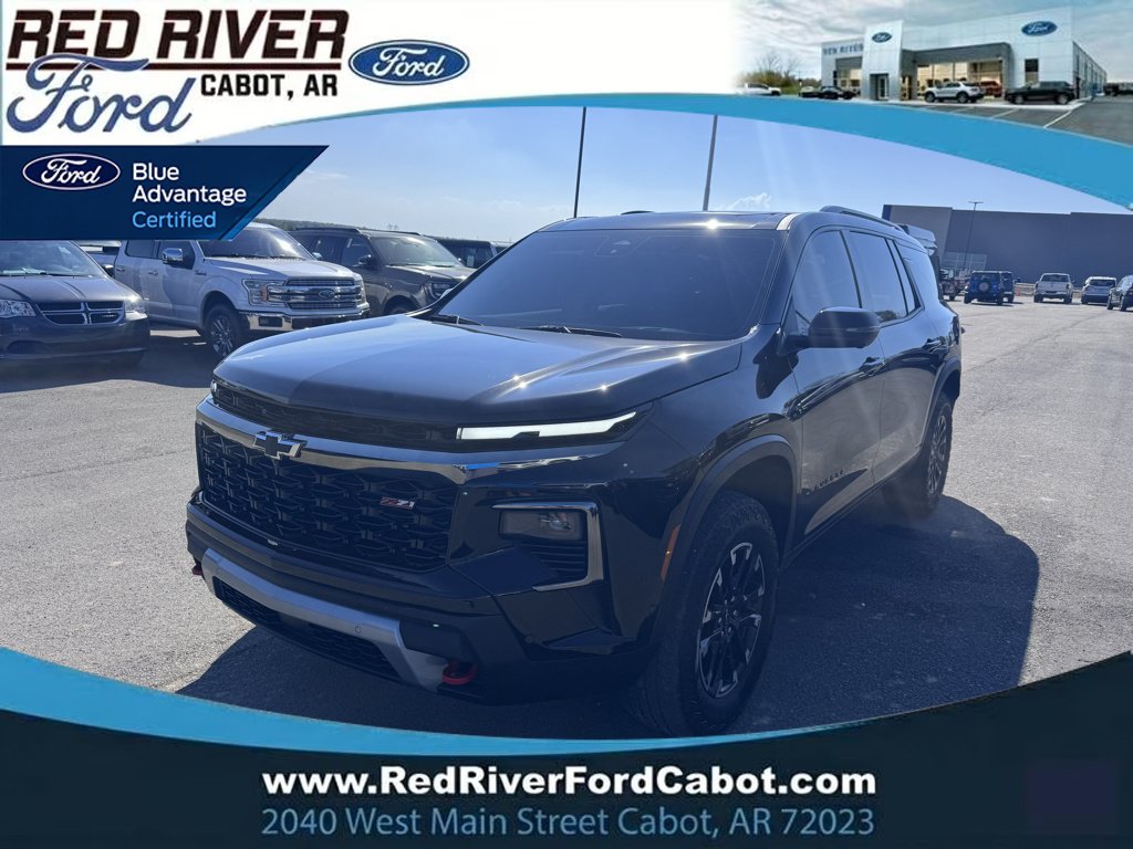 Used 2025 Chevrolet Traverse Z71 w/ Enhanced Driving Package AWD/4WD image 1