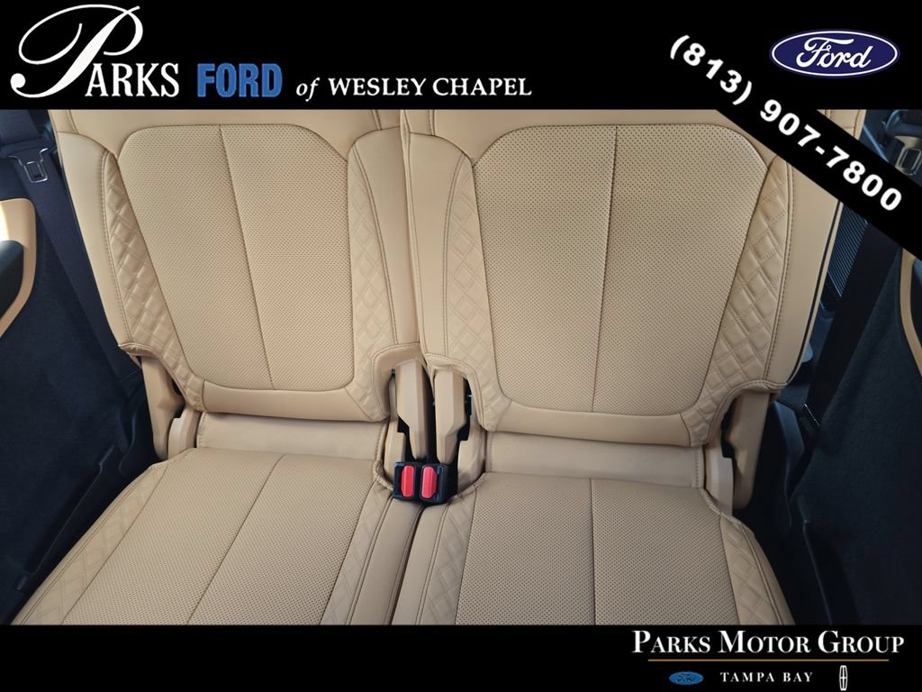 Used 2025 Jeep Grand Cherokee L Summit AWD/4WD image 16