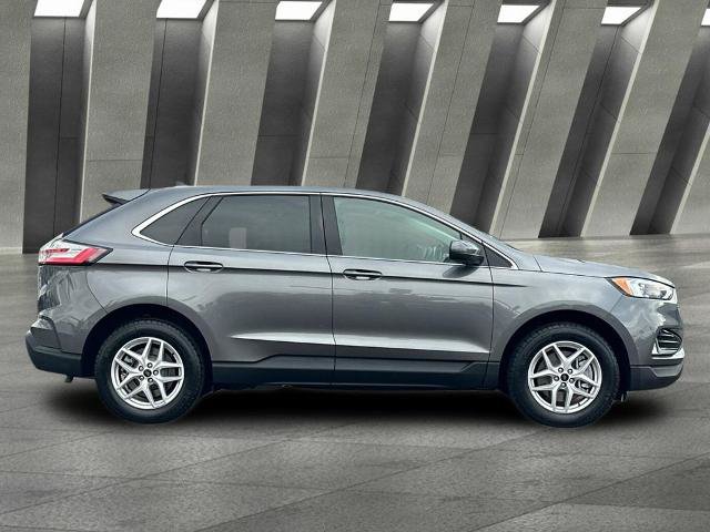 Certified 2024 Ford Edge SEL w/ Convenience Package AWD/4WD image 2
