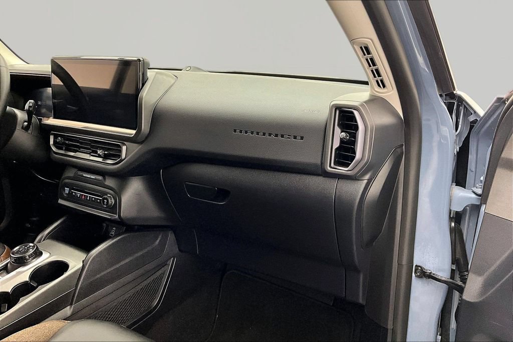 Certified 2025 Ford Bronco Sport Outer Banks w/ Outer Banks Tech Package+ AWD/4WD image 17