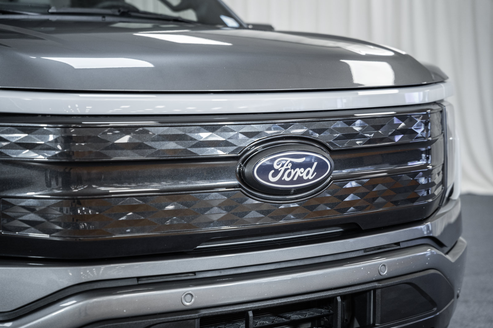 Certified 2025 Ford F150 Lightning Platinum AWD/4WD image 11