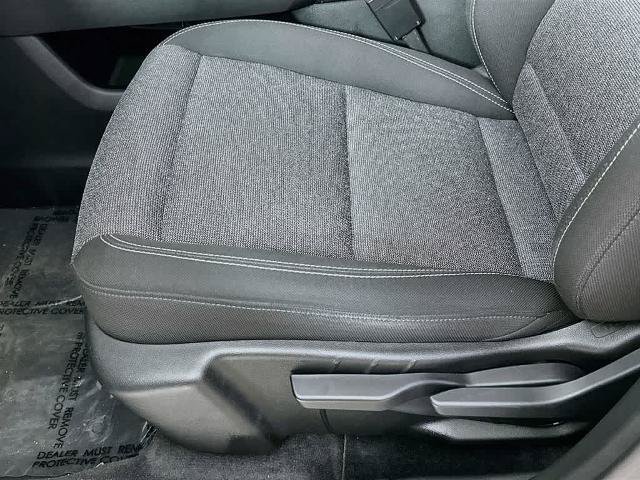Used 2025 GMC Terrain Elevation AWD/4WD image 31