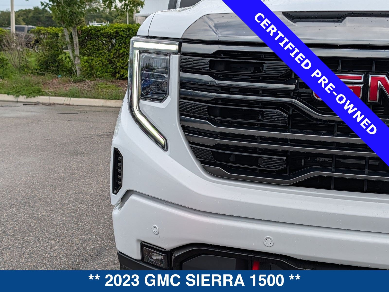 Used 2023 GMC Sierra 1500 AT4 w/ Technology Package AWD/4WD image 10