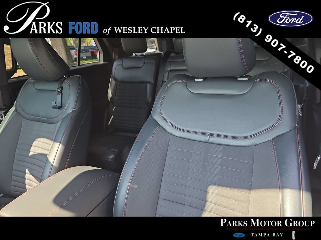Certified 2025 Ford Explorer ST-Line w/ Premium Package RWD image 21