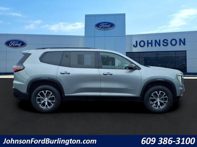 Used 2024 GMC Acadia AT4 w/ Luxury Package image 2