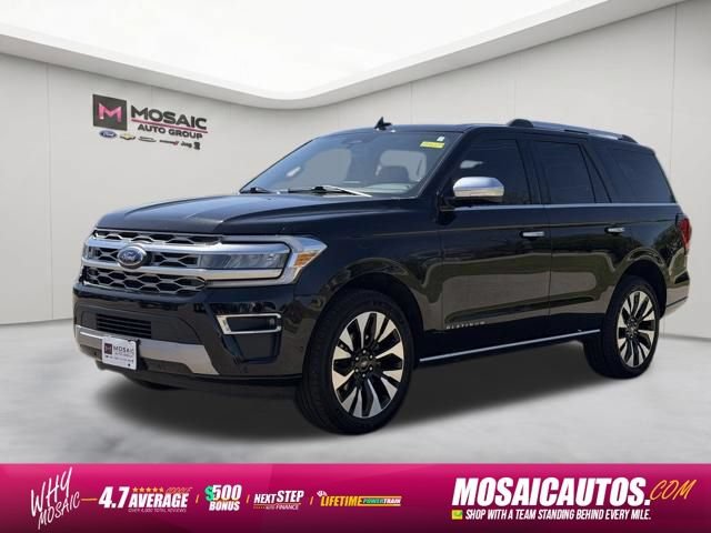 Certified 2024 Ford Expedition Platinum AWD/4WD image 3